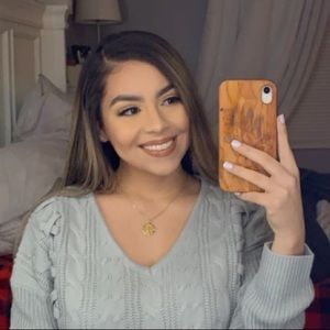 Meet your Posher, Paola